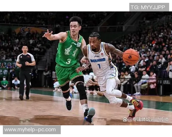 赛后分析：北京篮球队与上海篮球队的团队协作与战术执行探讨